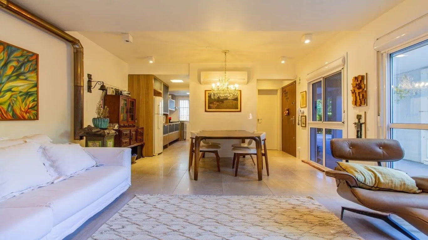 Imagem Casa em condomínio com terraço, piscina e espaço gourmet, Chacara das Pedras