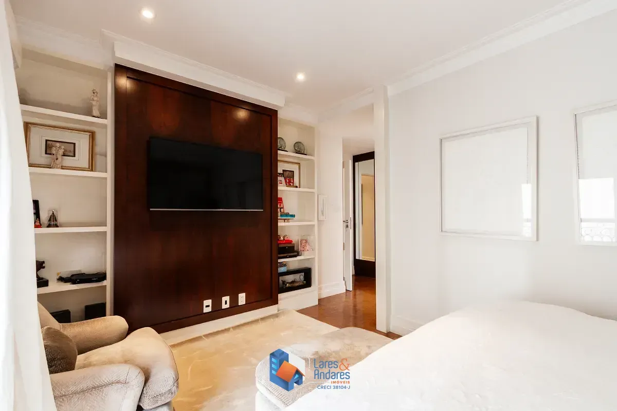 Imagem Apartamento para venda em Indianópolis com 4 quartos, sendo 3 suítes, 250m²