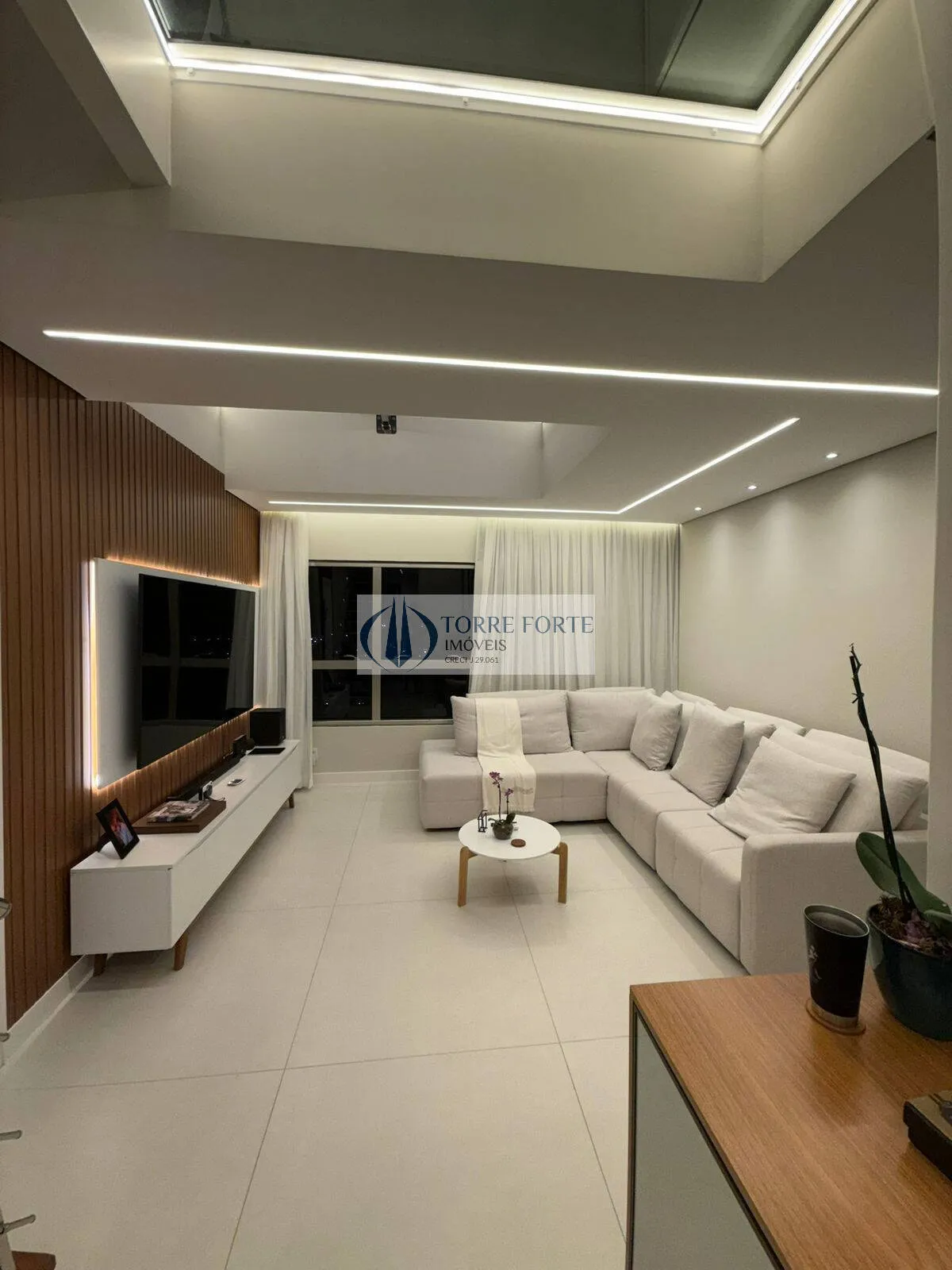 Imagem Maravilhosa cobertura duplex 140 m², vista livre, andar alto, Vl Leopoldina
