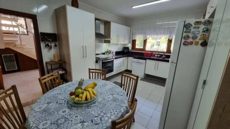 Imagem Cond Pq das Artes - 4 suítes. Home office, gourmet, piscina e pomar!