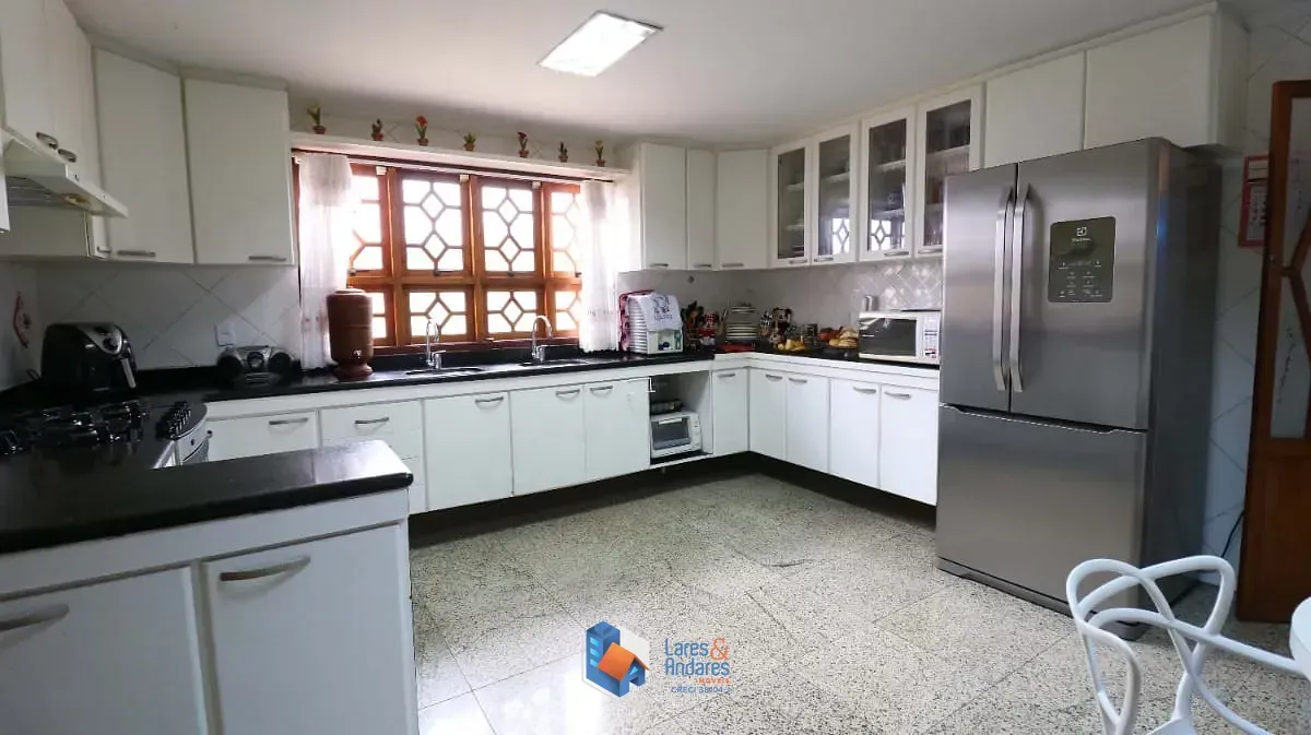 Imagem Casa no condomínio Condomínio Residencial Chácara Francesa para venda com 5 quartos, sendo 4 suítes, 444m²