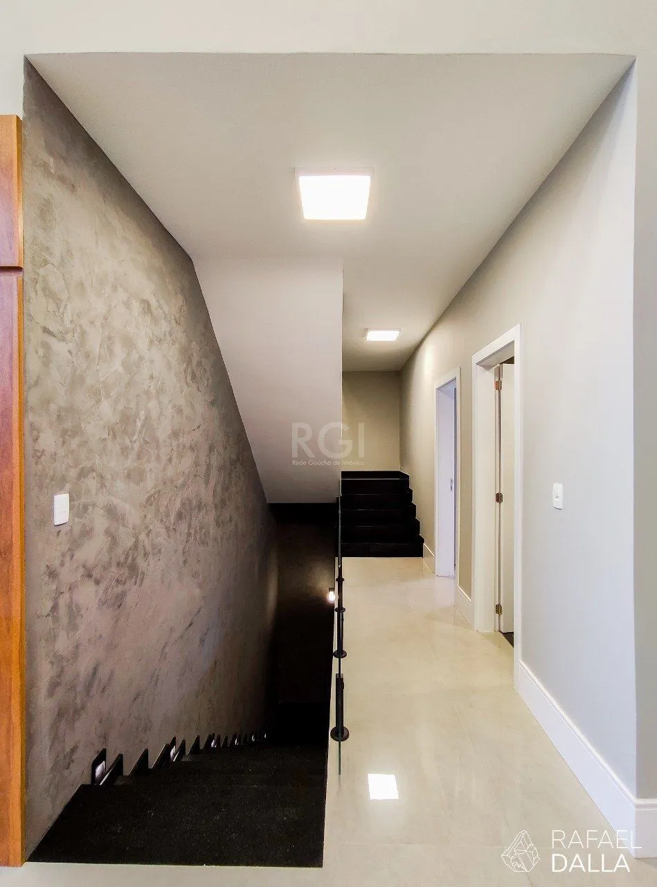 Imagem Casa Condominio para Venda - 266.44m², 4 dormitórios, sendo 4 suites, 2 vagas - Alphaville