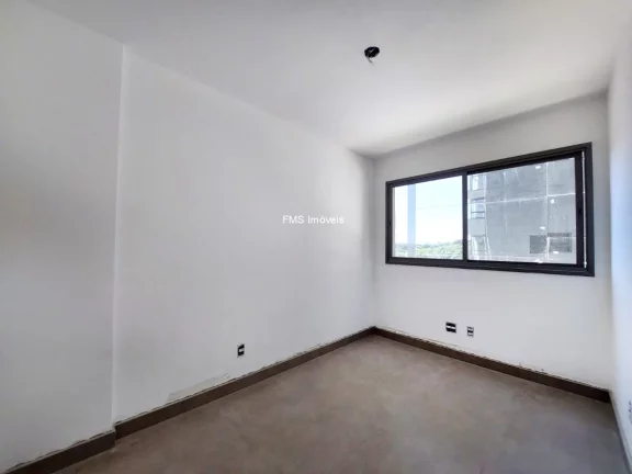 Imagem Apartamento de 2 suítes a venda em Moema