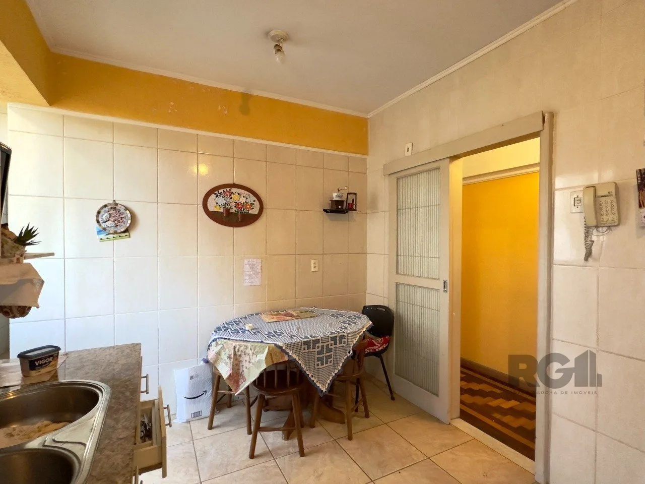 Imagem APARTAMENTO 3 DORMITÓRIOS DE 99M², COM SACADA, EM FRENTE À SANTA CASA NO CENTRO HISTÓRICO