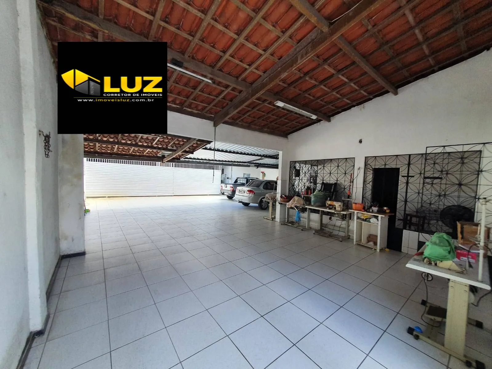 Imagem Casa com 528m² de Terreno em Messejana - Ideal para Morar ou Empreender!