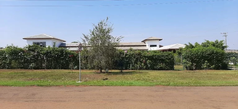 Magnífica casa a venda no Residencial Jatobá em Cesário Lange/SP em Rua Maria de Lourdes Almeida