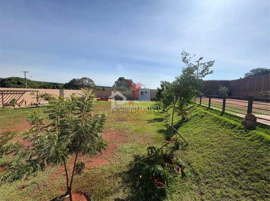 Imagem Fazenda/Sítios/Chácaras de 2000m² no bairro Chácaras Santo Antônio, em Lençóis Paulista