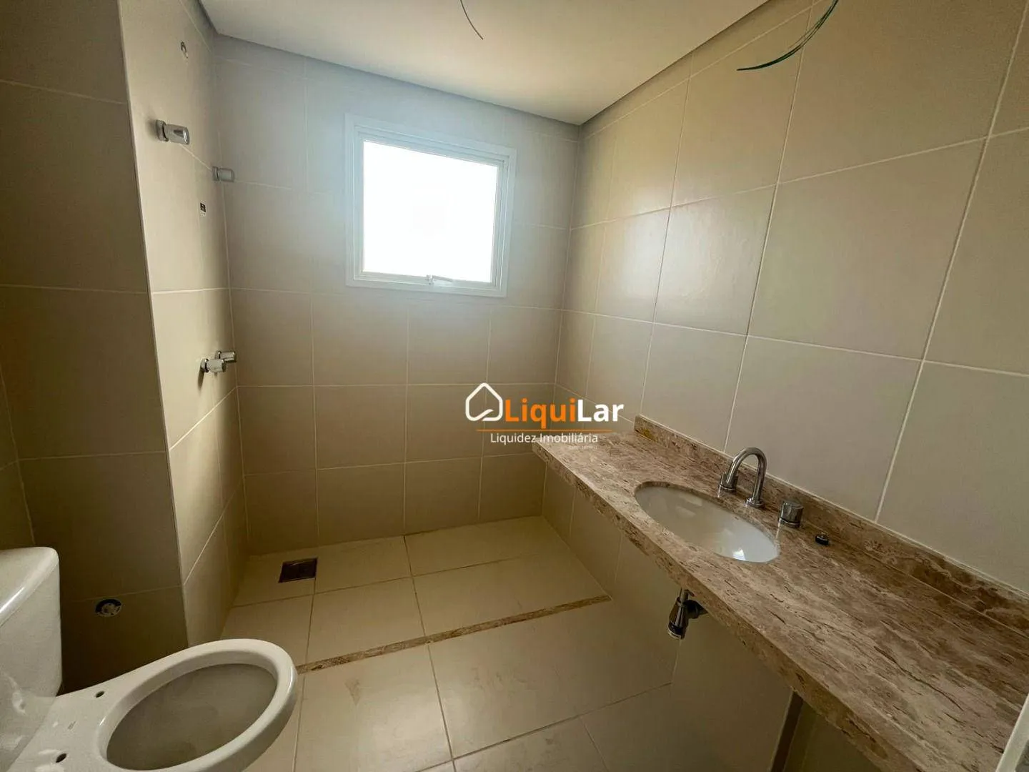 Imagem Apartamento Novo à Venda em Frente ao Shopping Campo Grande com 142 m², 3 Suítes, Sacada Gourmet e 2 Vagas