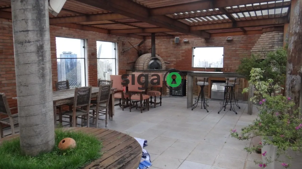 Imagem VENDE no Morumbi Cobertura Duplex com 5 dormitórios e 6 Vagas