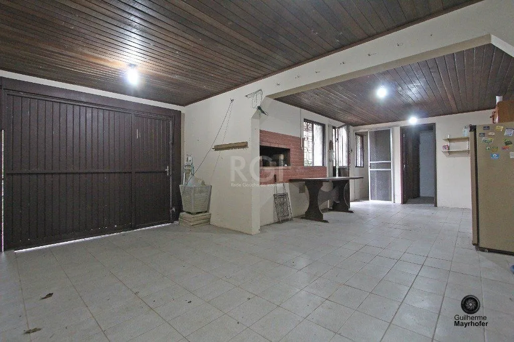 Imagem Casa para Venda - 177.58m², 3 dormitórios, sendo 1 suites, 4 vagas - Guarujá