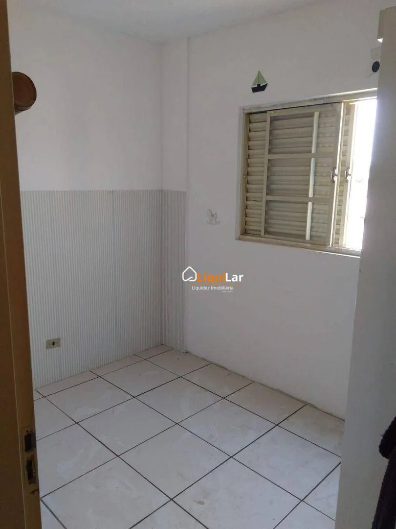Imagem Apartamento no Bairro Centenario