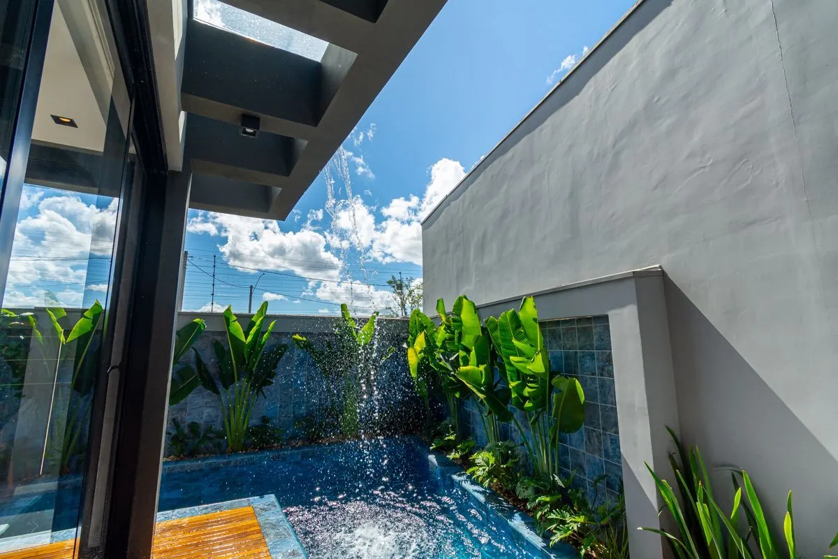 Imagem Casa de alto padrão no condomínio Vale dos Lírios