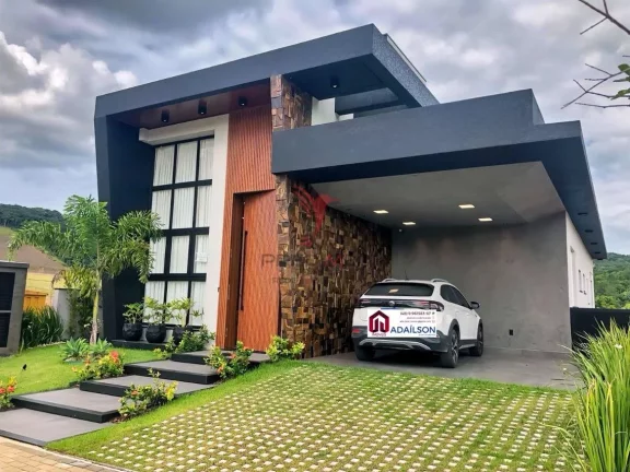 Imagem CASA PRONTA COLINAS CAMBORIÚ SC BRASIL R$ 3.800.000,00