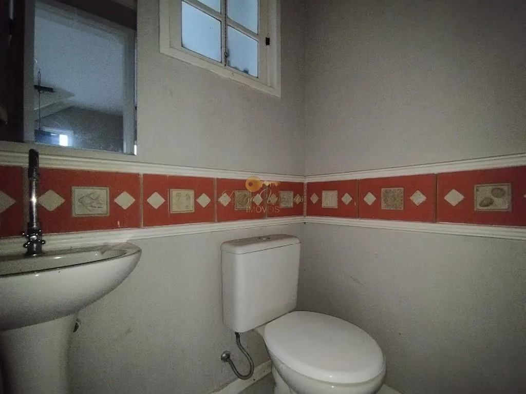 Imagem Casa em Condomínio para Venda em Teresópolis / RJ no bairro Albuquerque