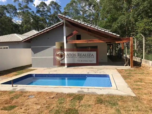 Imagem Compre Casa térrea em Cond. Fechado em Tijuco Preto - Cotia