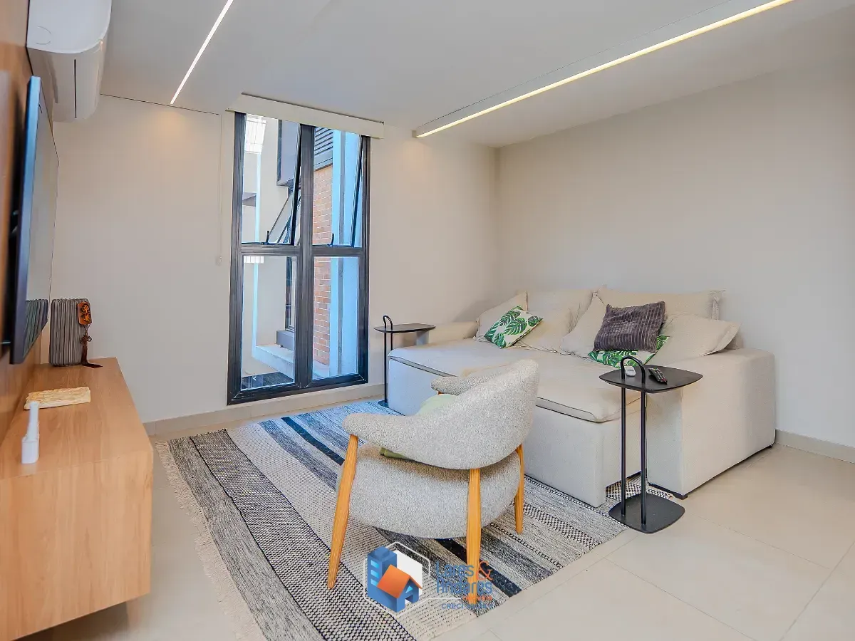 Imagem Casa no condomínio Casa Cube para venda com 2 quartos, sendo 1 suíte, 170m²