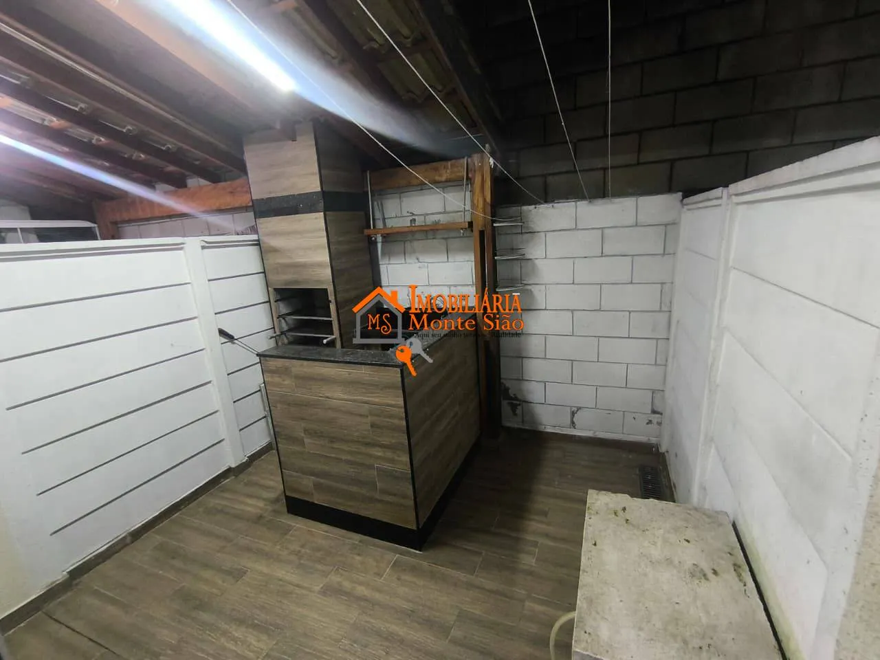Imagem Sobrado com 2 dormitórios para alugar, 54 m² por R$ 2.614,00/mês - Água Chata - Guarulhos/SP