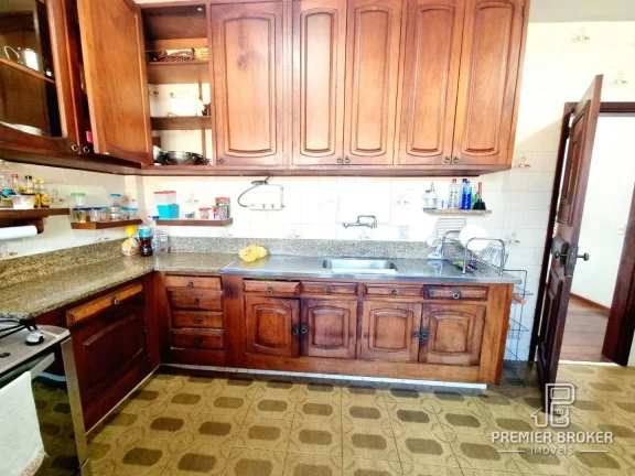 Imagem Apartamento à venda, 147 m² por R$ 650.000,00 - Várzea - Teresópolis/RJ