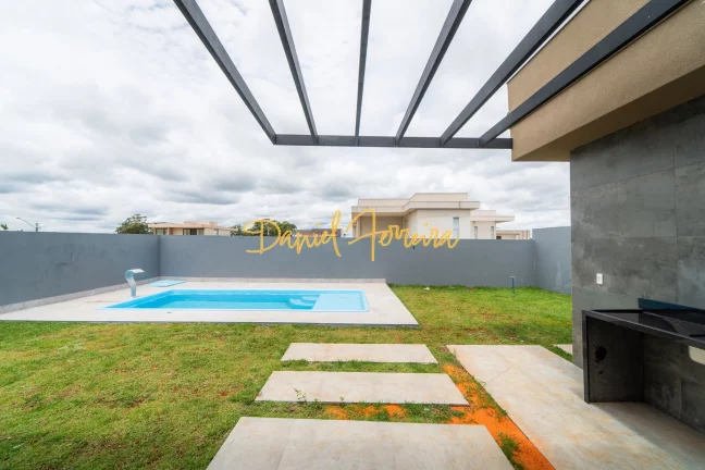 Imagem Casa térrea 3 quartos - Condomínio Le Jardin - Jardim Botânico - DF