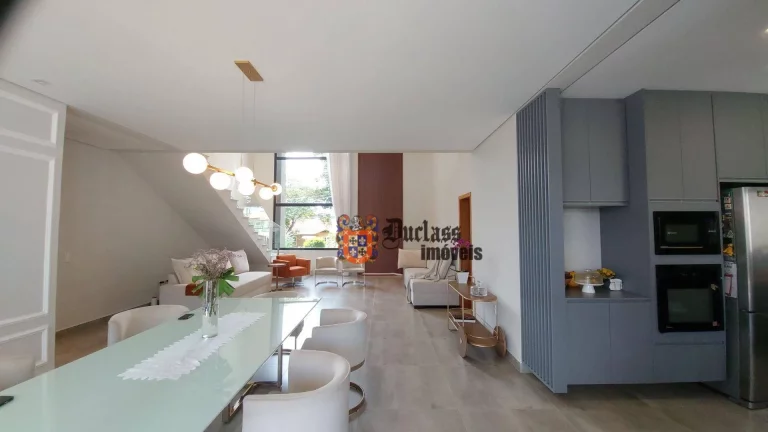 Imagem Sobrado com 4 dormitórios à venda, 341 m² por R$ 3.200.000,00 - Condomínio Shambala I - Atibaia/SP