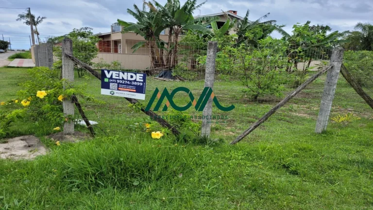 Imagem Terreno Comercial, frente asfalto e perto da praia! Oportunidade no Balneário Rio Gracioso