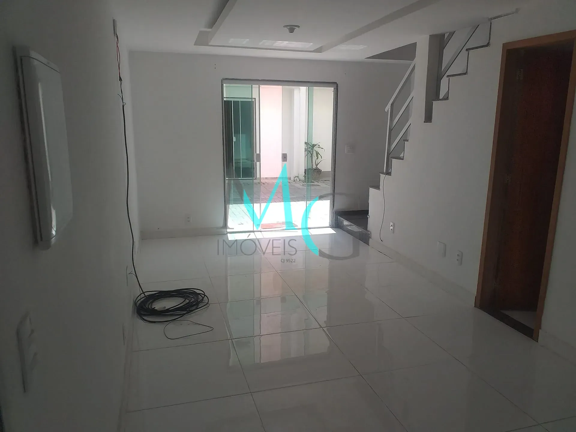 Imagem Casa à Venda em Inhoaíba- 81m²- 2 quartos, 3 banheiros - Excelente localização!