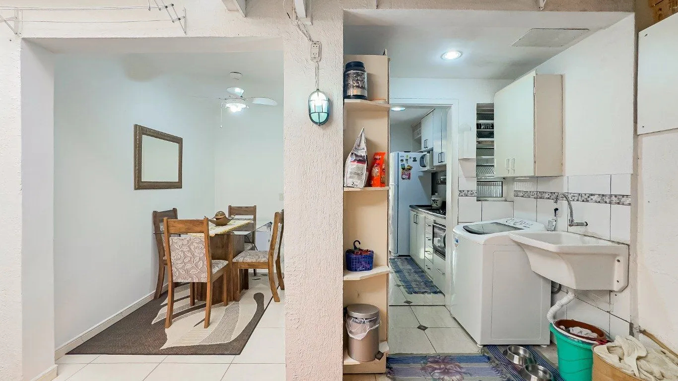 Imagem Casa em Condomínio de 2 dormitórios à venda em Sarandi, Porto Alegre.