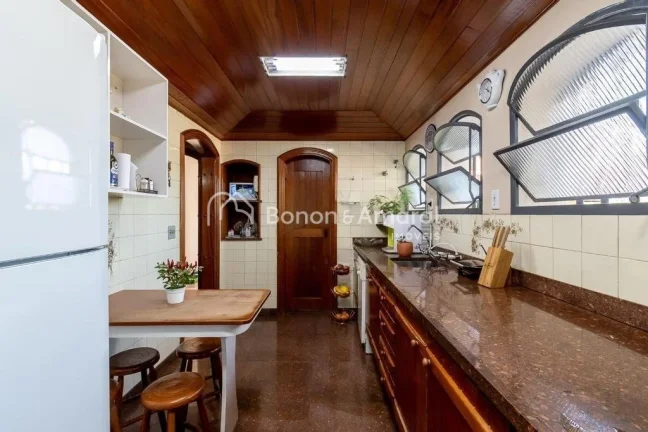 Imagem Casa à venda no Parque Taquaral, em Campinas/SP. Com 4 dormitórios, sendo 2 suítes com closet e h...
