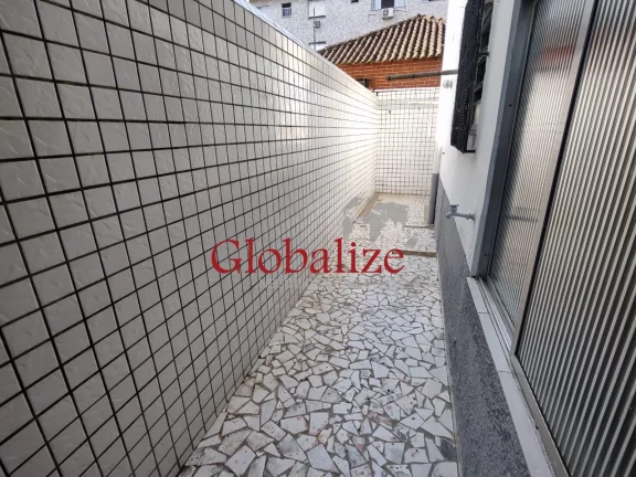Imagem Apartamento Terreo de 2 dormitórios muito bem localizado no bairro da Encruzilhada pertinho da Ana costa em Santos (SP) por R$.350.000,00.