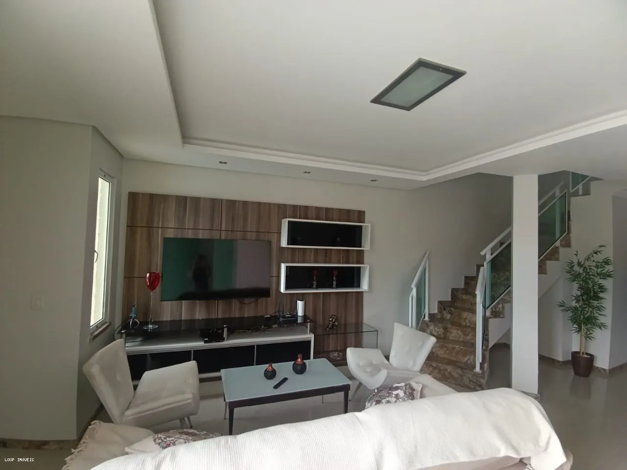 Imagem Casa para Venda em Fortaleza, Jóquei Clube, 4 dormitórios, 3 suítes, 4 banheiros, 6 vagas