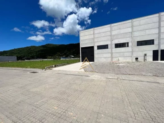 Foto do imóvel Galpão à venda, 750 m² por R$ 4.600.000,00 - Alto Perequê - Porto Belo/SC