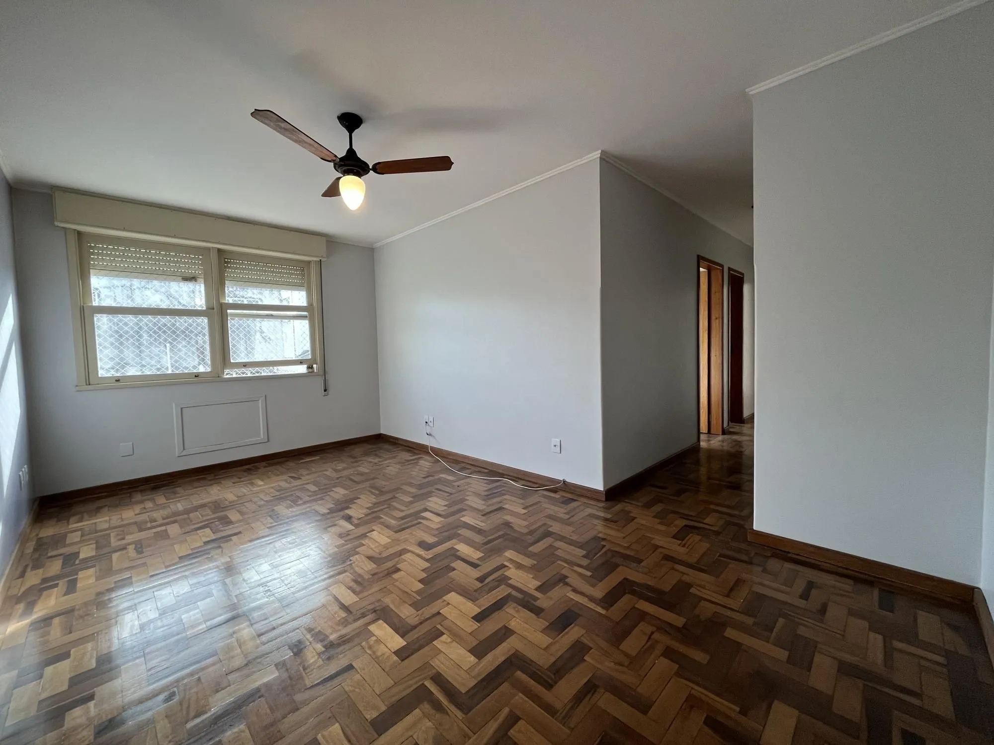 Imagem Apartamento de 2 quartos, opção 3º quarto ou gabinete e 1 vaga de garagem