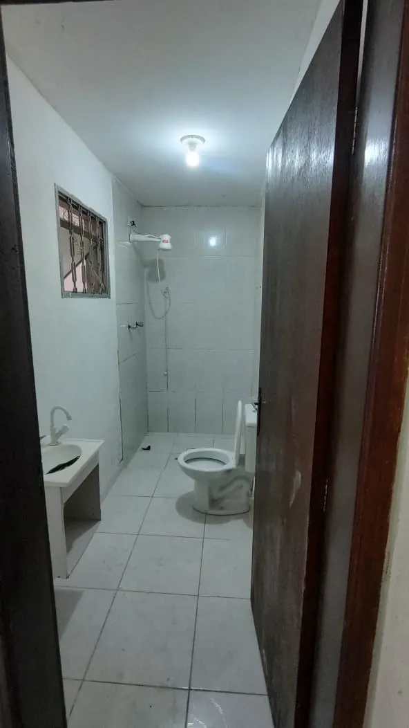 Imagem Sobrado com 4 Dormitórios e Terraço Gourmet em Localização Privilegiada