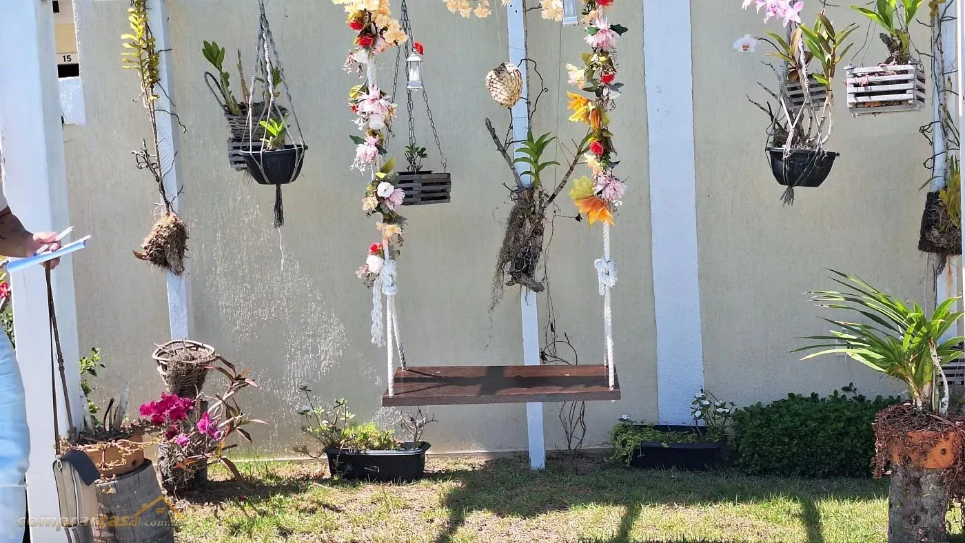 Imagem Casa em Condomínio para Venda em Cabo Frio / RJ no bairro Ogiva