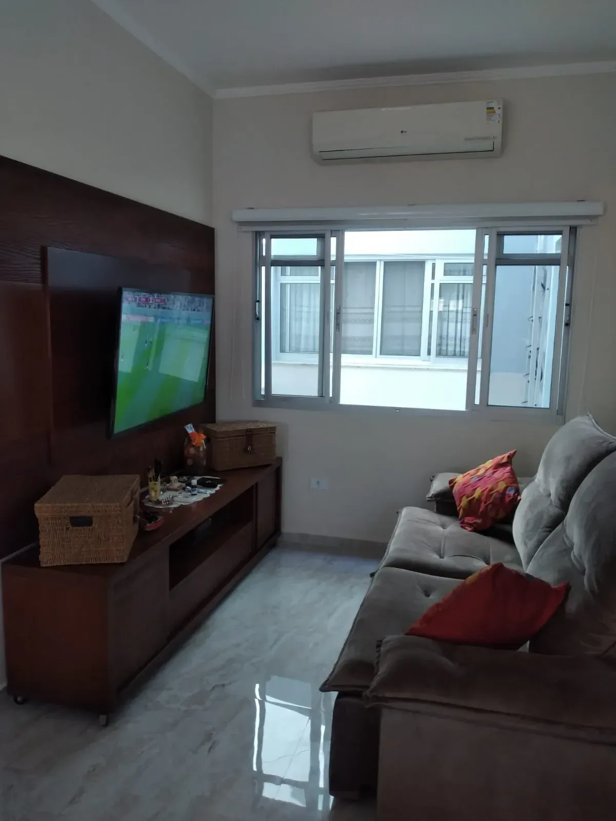 Imagem Casa com 3 Quartos à Venda, 200 m² em Jardim Caravelas - São Paulo