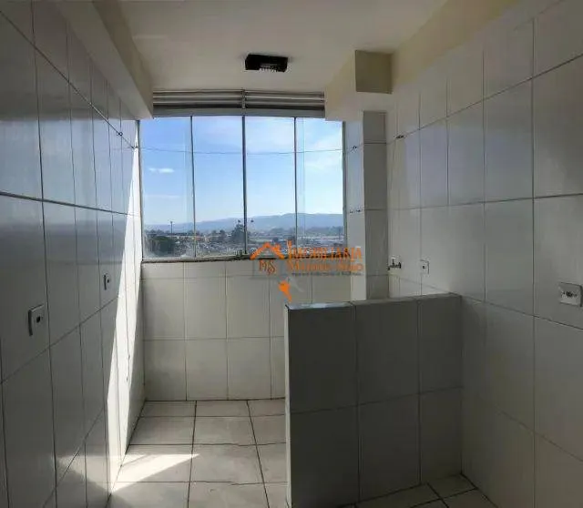 Imagem Apartamento com 2 dormitórios à venda, 52 m² por R$ 298.200,00 - Água Chata - Guarulhos/SP