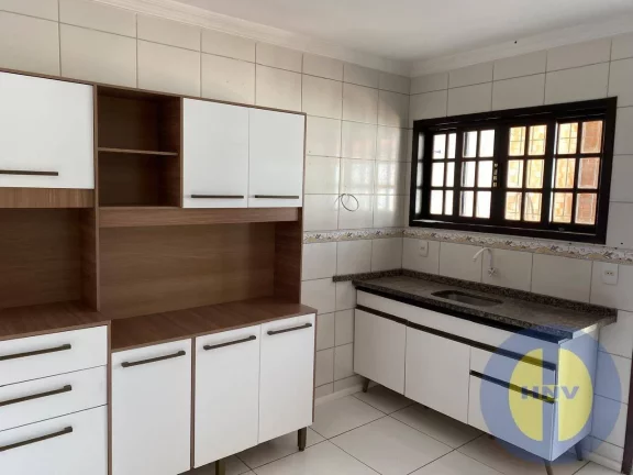 Imagem Casa de 2 quartos próximo à rua 1 em Itaipuaçu