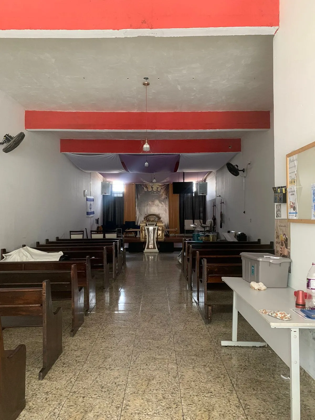 Imagem Casa com Garagem e Salão Comercial à Venda no Jardim Alpes de Sorocaba