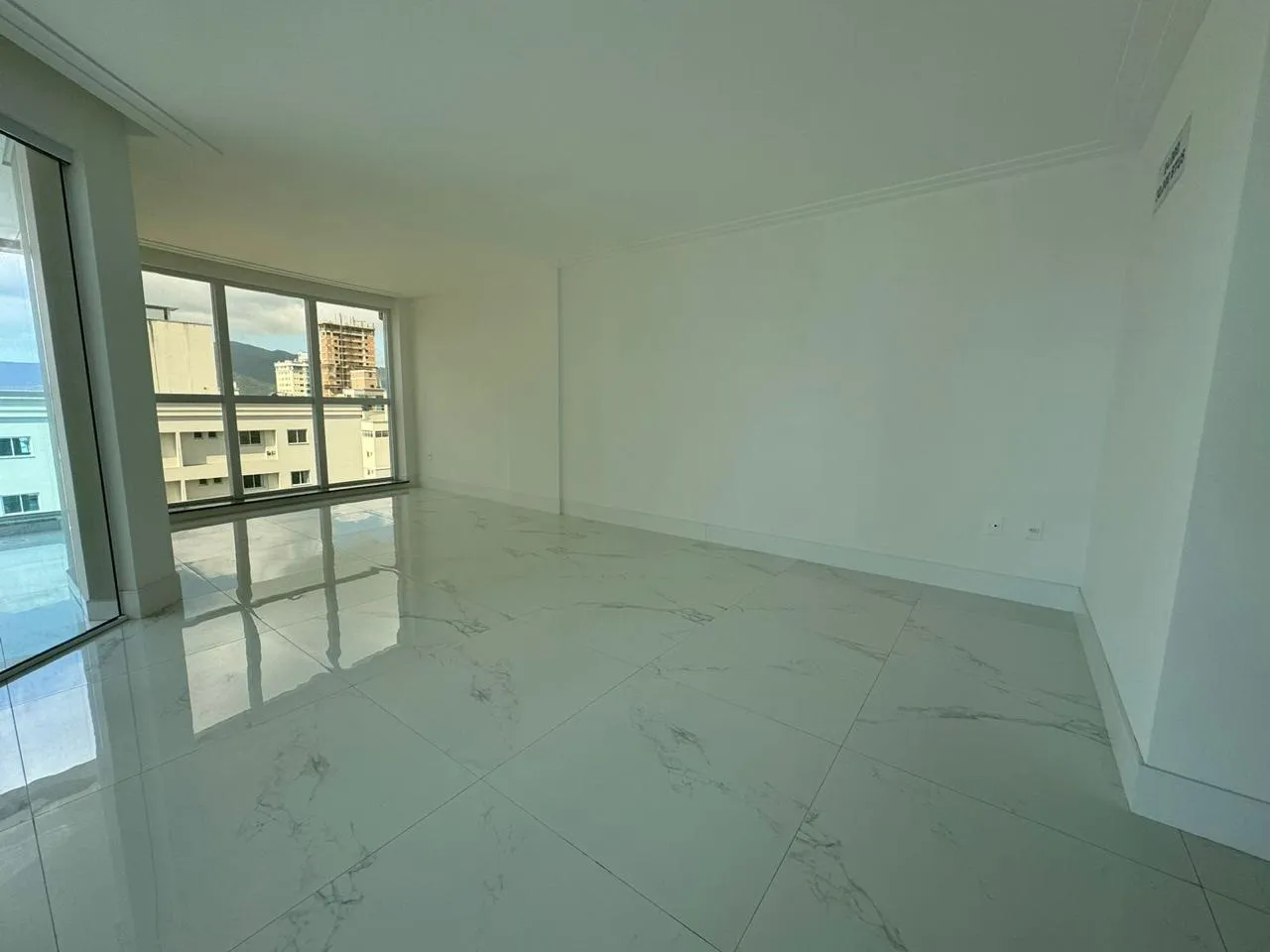 Imagem Apartamento à venda com 129.6m2 por R$ 1.899.000,00