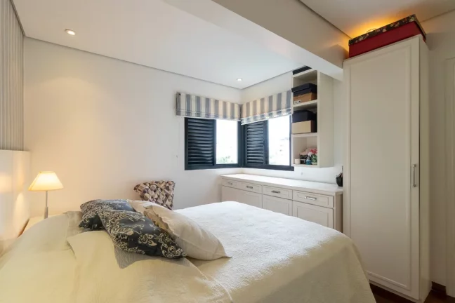 Imagem Apartamento à venda em São Paulo, Aclimação, com 3 quartos, 190m2