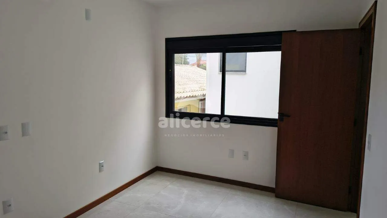 Imagem CASA DUPLEX DE ALTO PADRÃO À VENDA | 179m² PRIVATIVOS | BARREIROS | SÃO JOSÉ/SC