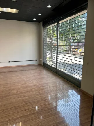 Imagem Loja com 250m² para locação na Vila Madalena.Esquina!