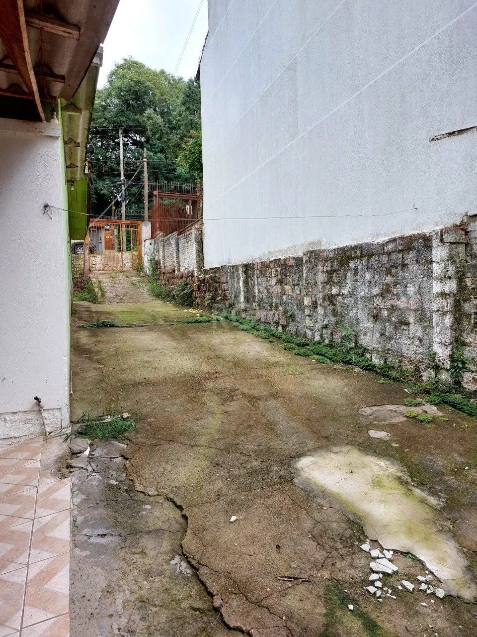 Imagem Terreno para Venda - 484m², 0 dormitórios, Cristal, Porto Alegre