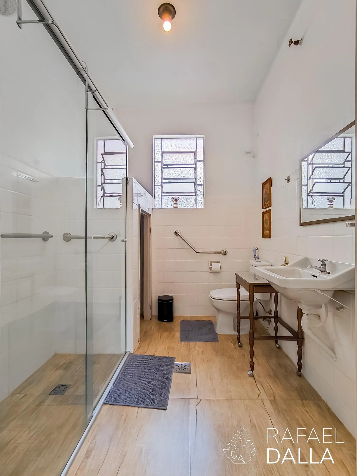 Imagem Apartamento Amplo de 3 Dormitórios na Cândido Silveira com Alta Rentabilidade