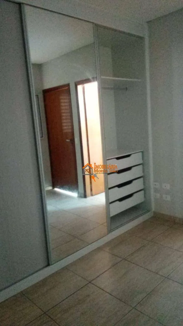 Imagem Sobrado com 3 dormitórios à venda, 200 m² por R$ 550.000,00 - Vila Carmela II - Guarulhos/SP