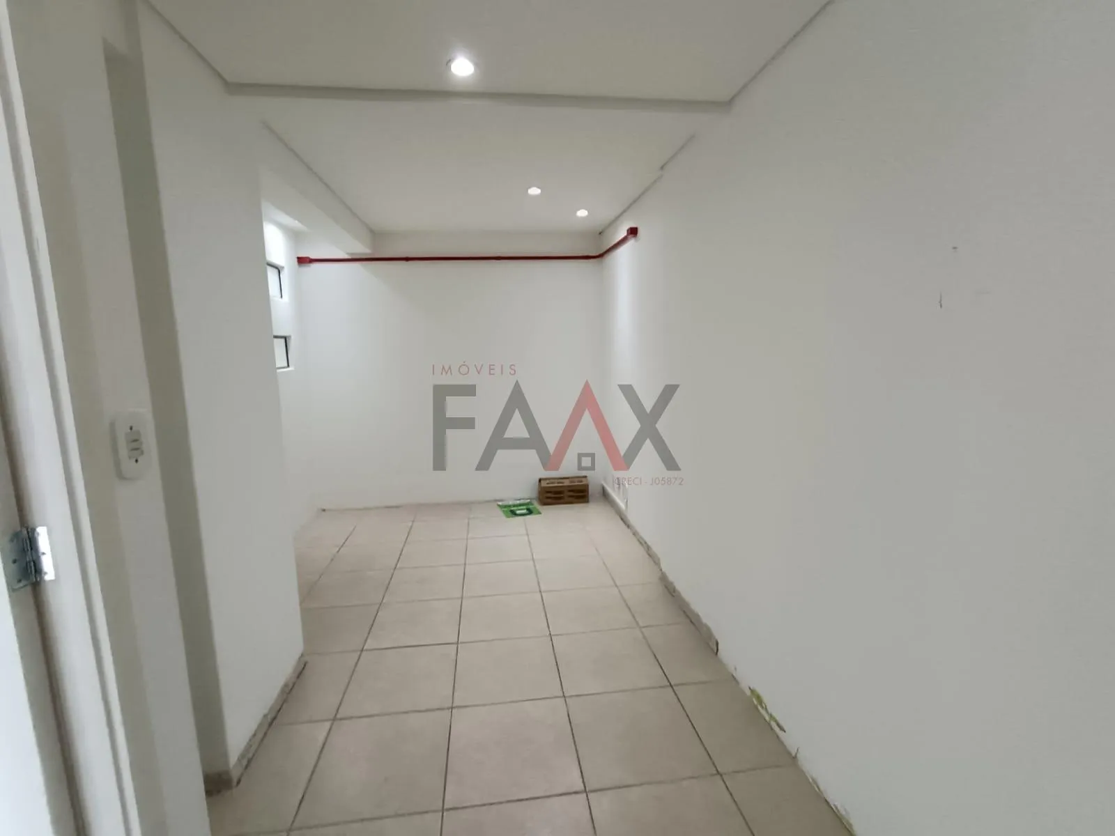 Imagem Sala Comercial para locação, frente a Lagoa das Lagrimas com vista privilegiada