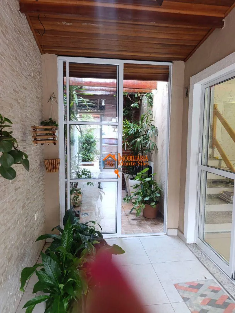 Imagem Casa com 3 dormitórios para alugar, 90 m² por R$ 5.600,00/mês - Vila Bremen - Guarulhos/SP