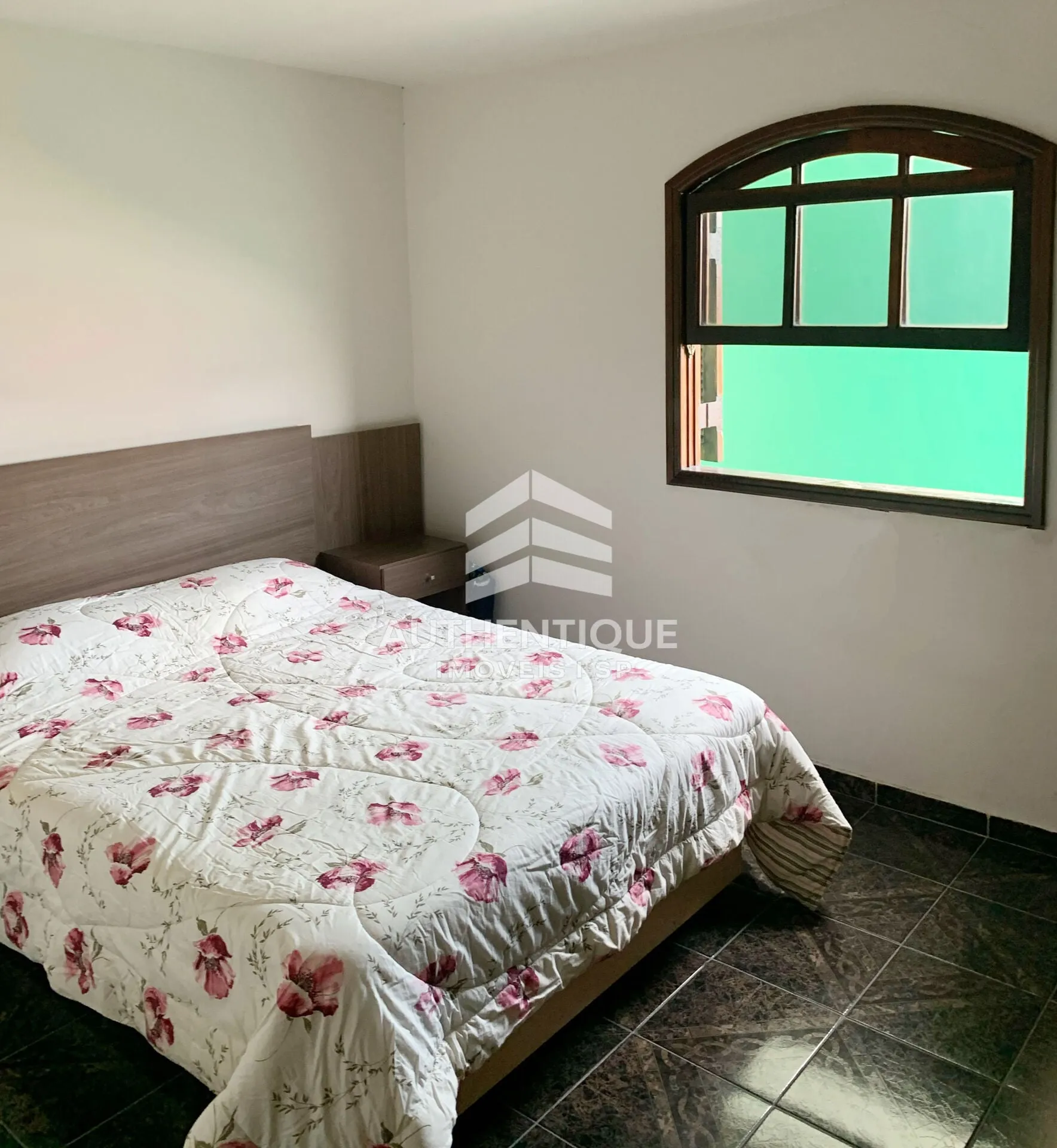 Imagem Casa Padrão no bairro Jardim Bela Vista, em Ferraz de Vasconcelos, São Paulo.