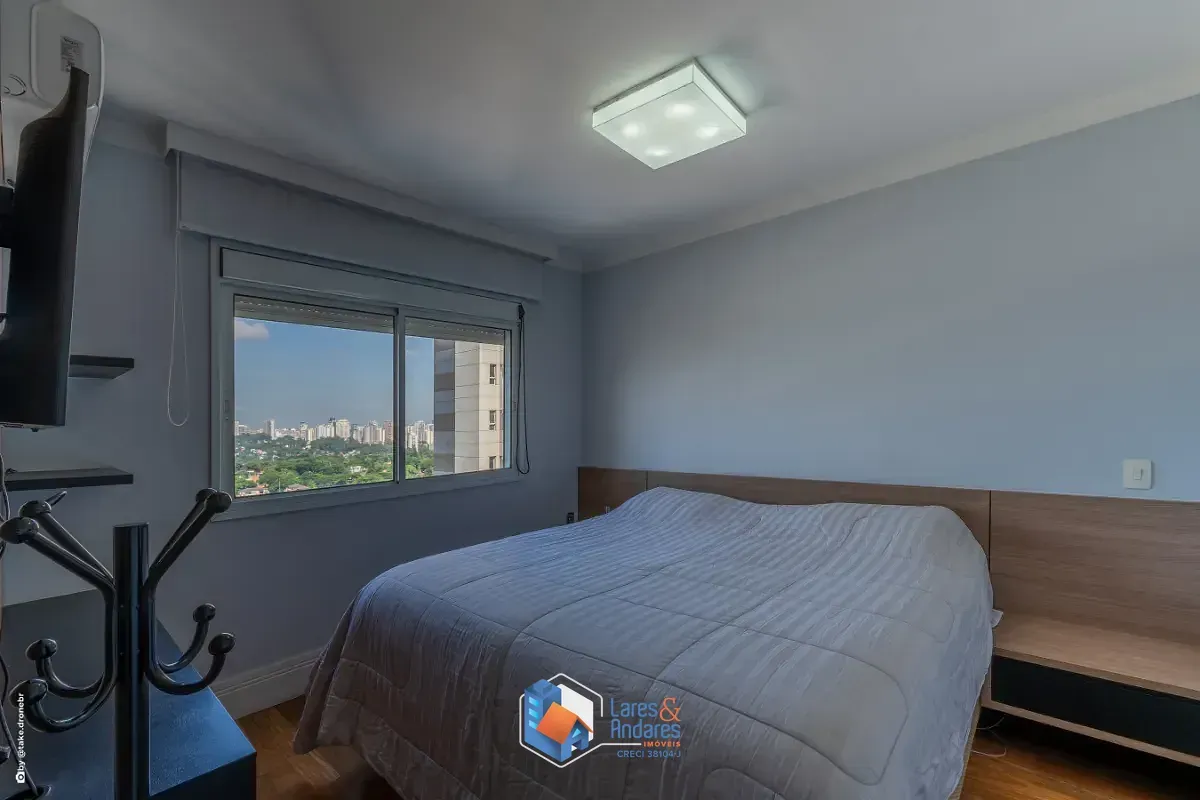 Imagem Apartamento para venda em Campo Belo com 3 quartos, sendo 3 suítes, 185m²