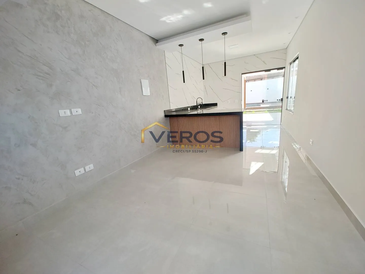 Imagem Casa nova a venda com piscina e 3 quartos no Porto Novo em Caragua